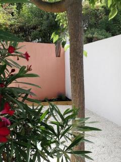 Villa au Calme avec Extérieur et parking gratuit aux portes d'Aix et Marseille Emplacement idéal - 3