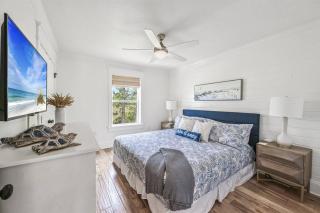 Treasure Palms - Golf Cart- Bikes - Arcade- Peloton- Near Rosemary - Community Pool - Rosemary Beach - 3