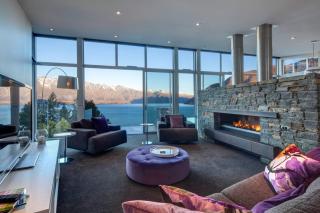 Villa Matau- Gas Fire- Lake Views- AC- BBQ - Queenstown - 0