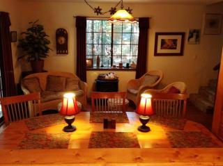 Sweet Retreat: Theater, Pool/Ping-Pong, Quiet! - Camp Connell - 6