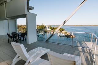 Ramada Hotel & Suites by Wyndham Ballina Byron - 3