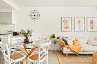 Coastal 2-Bed Apartment near Beach - Deewhy - 8