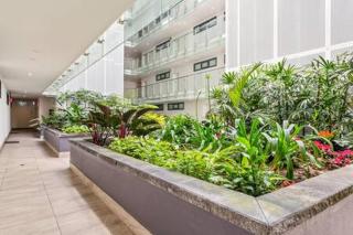 Coastal 2-Bed Apartment near Beach - Deewhy - 6