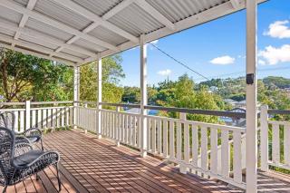 Inside Out! ~ 3 Bed House ~ Toowong - 5