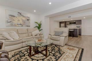 Luxury Basement Apartment in Oakville - Oakville - 0