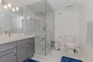 Luxury Basement Apartment in Oakville - Oakville - 3