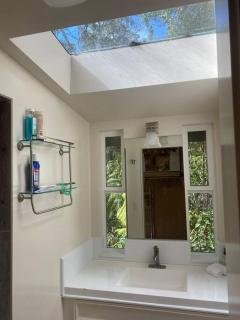 Romantic Cabin Treehouse in Hawaii Cloud Forest - Kailua-Kona - 1
