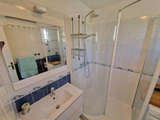 Beau T2 en front de mer avec clim, parking, animaux admis - FR-1-100-327 - Cavalaire-sur-Mer - 6