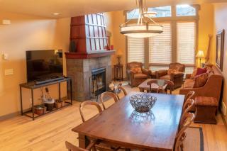 7401- Three Bedroom Loft Den Deluxe Crossings Townhomes condo - 9