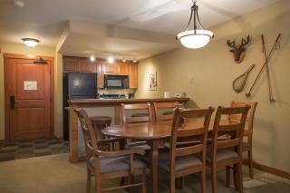 1310 - One Bedroom Den Standard Eagle Springs West condo - Solitude - 9