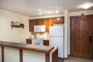 3304 - One Bedroom Den Standard Powderhorn Lodge condo - Solitude - 8