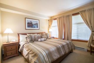 3406 - One Bedroom Den Standard Powderhorn Lodge condo - Solitude - 9
