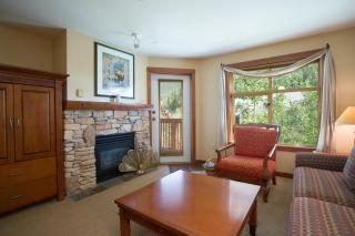 3406 - One Bedroom Den Standard Powderhorn Lodge condo - Solitude - 4
