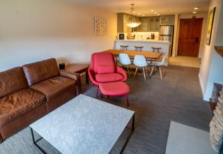 3315 - One Bedroom Den Deluxe Powderhorn Lodge condo - Solitude - 0