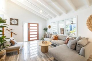 Compass Rose, 95 Ronald Avenue- Wifi, Aircon, Boat Parking, Linen - 8