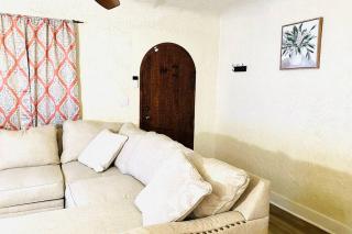 Beautiful Spanish-Styled Home - Fresno - 2