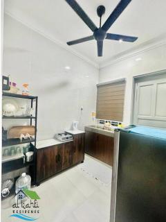 Homestay Sang Suria@Taman KT Golf Resort, Tok Jembal - Kampong Gong Badak - 1