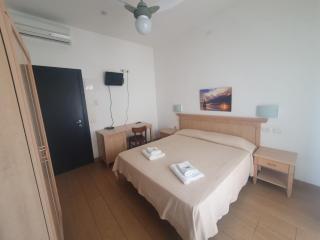 HOTEL VILLA SANTANNA - Rimini - 9