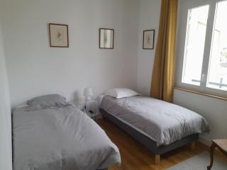 Grand, clair, central, élégant, 2 chambres, 5 minutes de la gare - Limoges - 1
