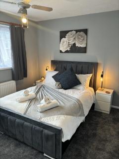 Cosy Corner - 2 beds, free parking, next to Southampton General Hospital - Southampton - 8
