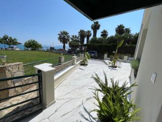 Seas The Day - Beachfront, Amazing Sea Views - Pefkohori - 6