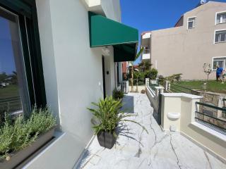 Seas The Day - Beachfront, Amazing Sea Views - Pefkohori - 4