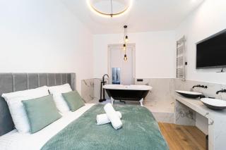 Pick A Flat's Apartment in Notre-Dame de Paris - Rue Saint-Séverin - Paris - 3