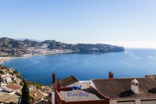 Al Alba Townhouse with Community Pool and Padel - 3