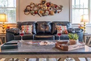 The Frankie - All-King Bedrooms NEXT to Belmont! - Nashville - 4