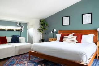 The Austen - Rooftop Retreat in Nashville Village - Nashville - 8
