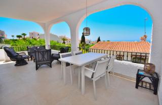 Villa Little Castle Sea&Mountain - villa vistas al mar y piscina privada en Capistrano Village urbanización, Nerja - 2