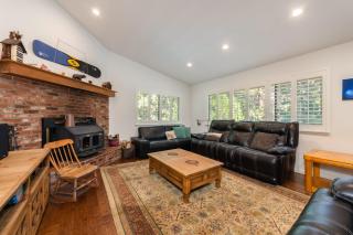 Huckleberry House - Arnold - 6