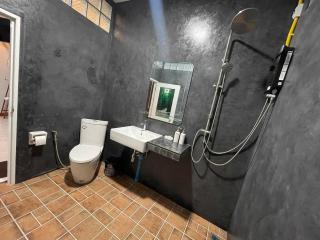 บ้านระเบียงเลหลังสวน room B - Ban Hin Sam Kon - 8