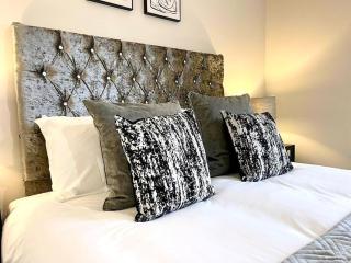 Stylish Urban Escape Cardiff Bay Free Parking - 2