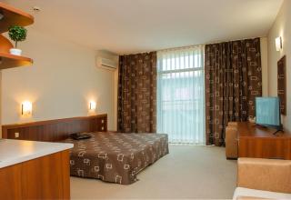 Grenada Holiday Apartments - 3