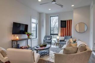 Luxury Twin Homes in Nashville's Gulch - 1