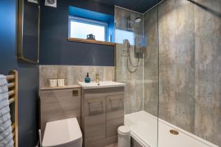 Central-1Bed Flat - Aberdeen - 3
