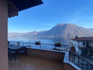 The Bell Tower - Apartments on the Lake - Argegno - 0