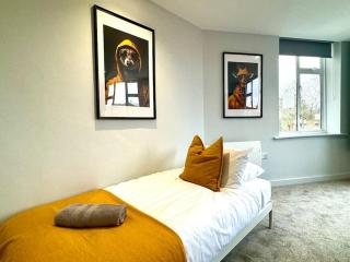 Coastal 3BR Bournemouth Apartment, Prime Location - Bournemouth - 5