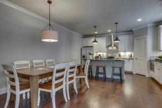 Stay In Twin Homes At Belmont In King Beds - Nashville - 4