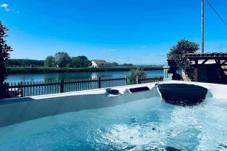 Gîte de charme au bord de la rivière avec spa - Port-de-Lanne - 0