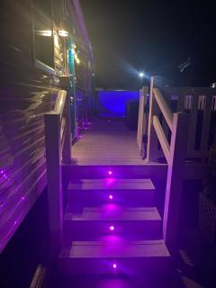 Tattershall Lakes Kingfisher Caravan 8 berth with Hot tub & WiFi - Tattershall - 6