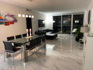 A Cozy & Homely apartment at the Beach - Hollywood - 0