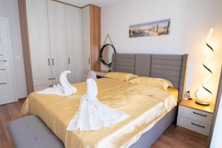 New Modern & Cozy apartment with FREE Private parking and EV charging station - 7