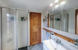 4 Bedroom Gorgeous Home In Fitjar - 9