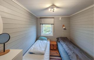 4 Bedroom Gorgeous Home In Fitjar - 6