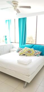 Apartamento con Vista al Mar - Edificio Commodore , APTO 501 - San Andrés - 9