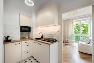 Plac Konstytucji 2 by NYX Apart - 5