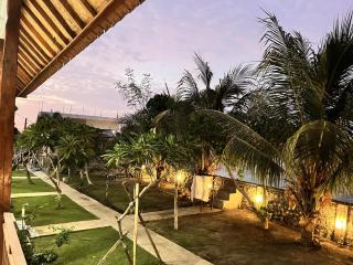 Penyon Beach House - Toyapakeh - 8