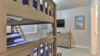 Southbay by the Gulf 132 is a Completely Renovated 3 Bedroom Beach Front Townhome in Destin - Destin - 8